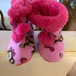 Adult women monkey slippers size 7-8